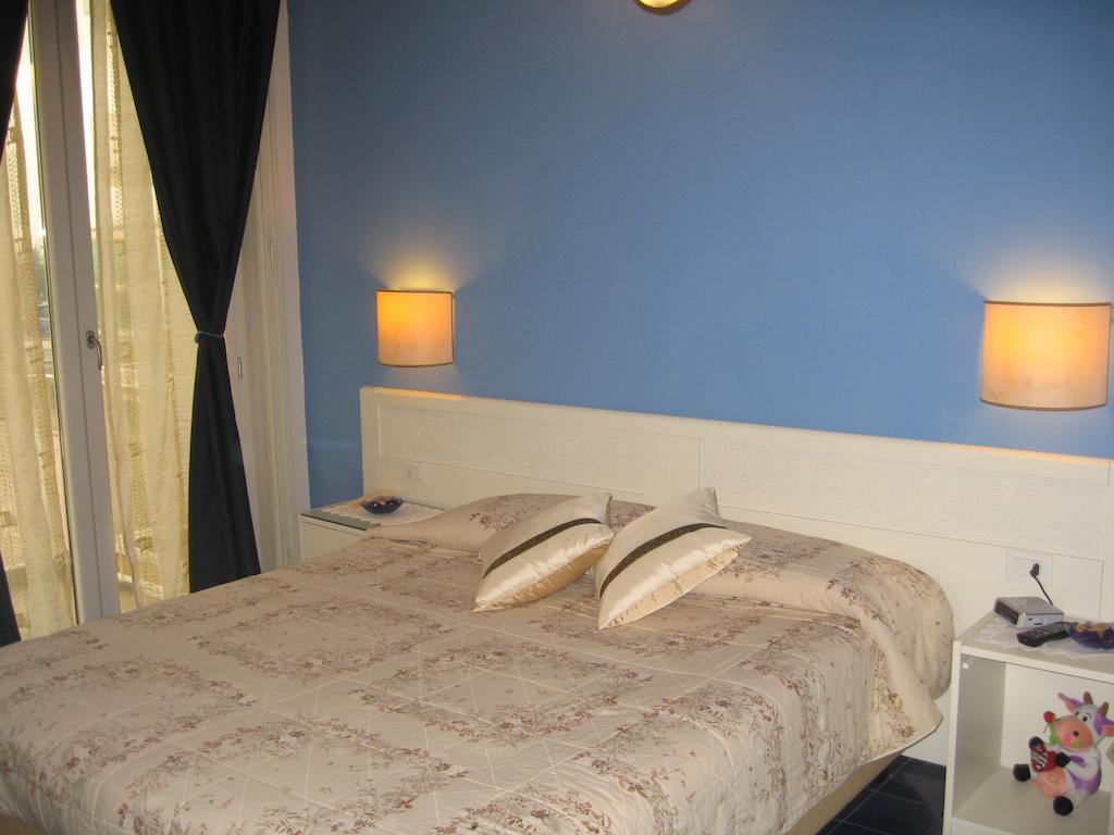 Hotel Stella Polare Римини Екстериор снимка