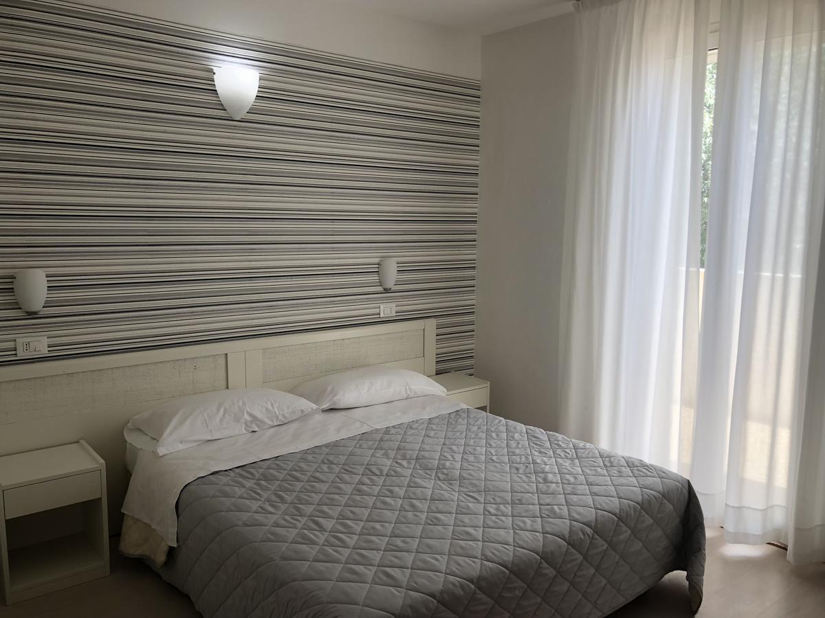 Hotel Stella Polare Римини Екстериор снимка