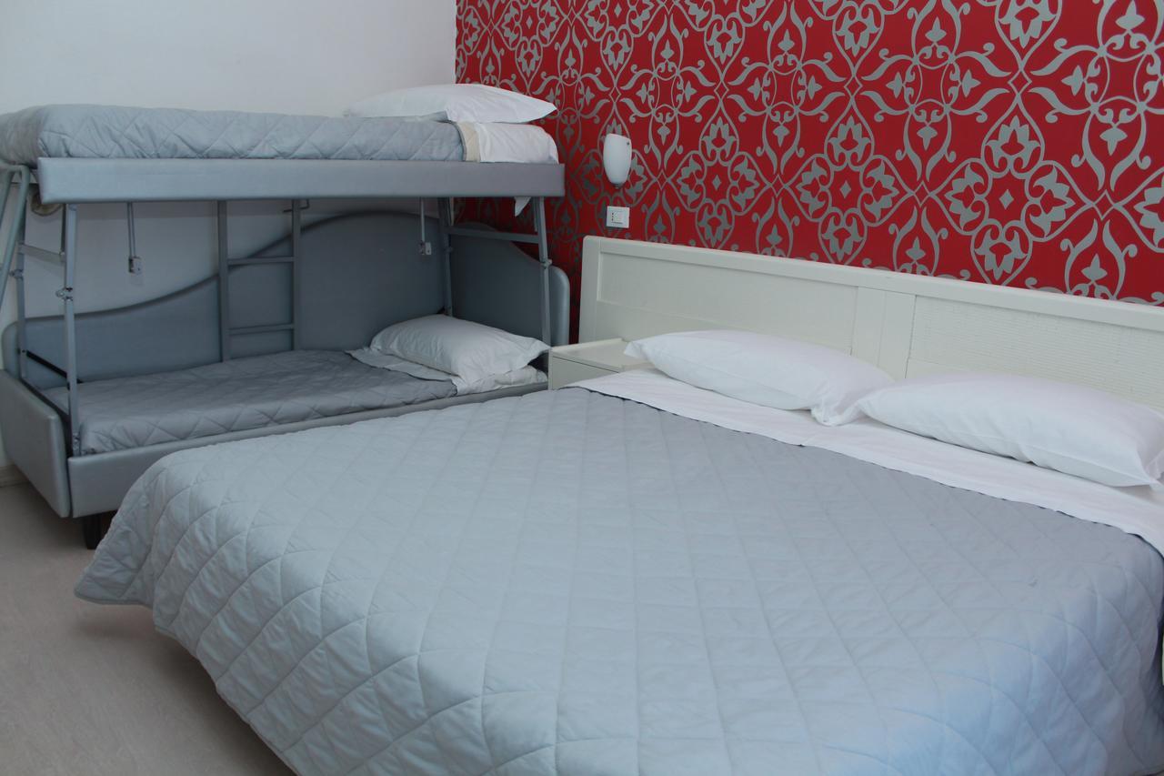Hotel Stella Polare Римини Екстериор снимка