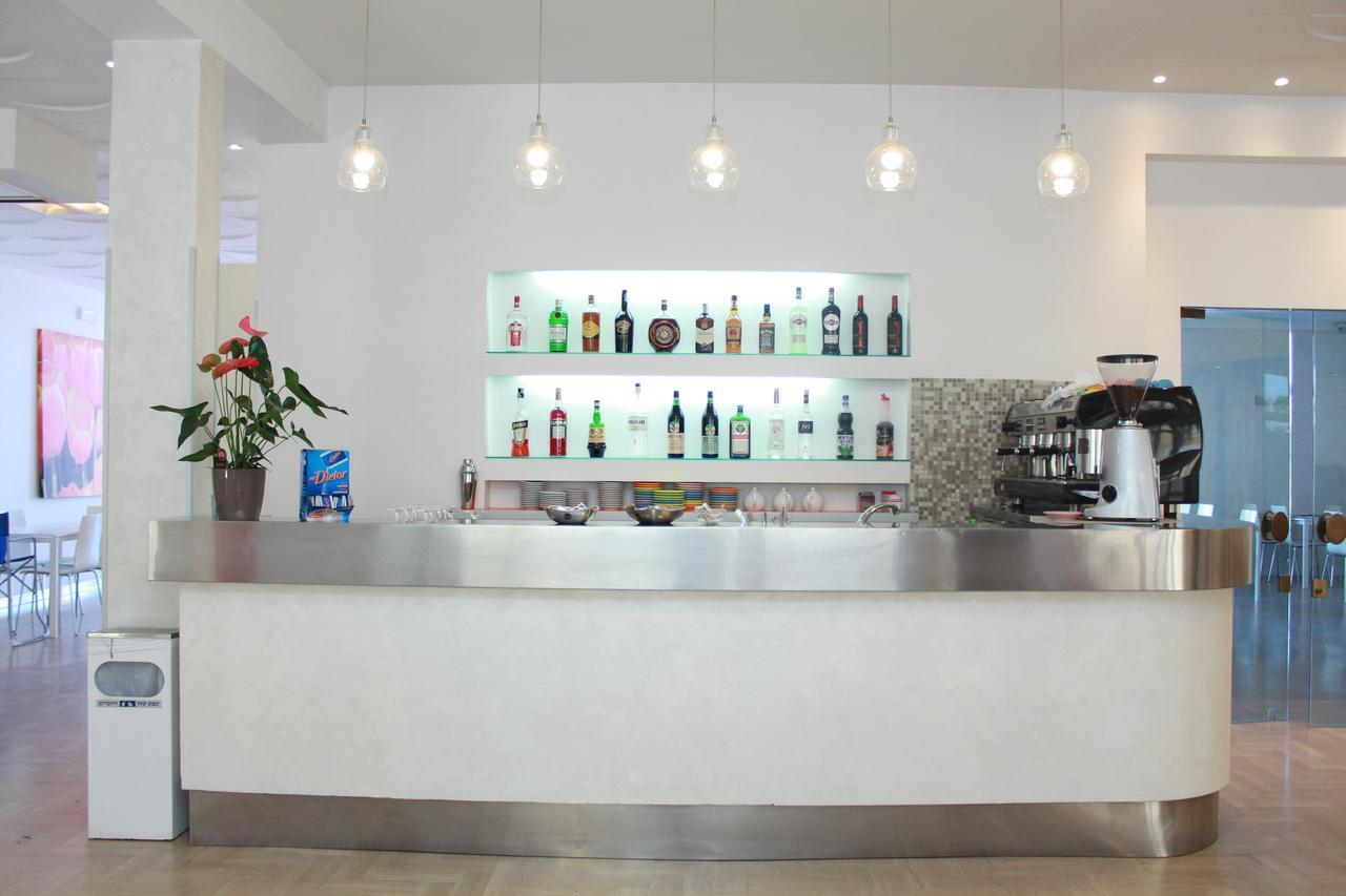 Hotel Stella Polare Римини Екстериор снимка