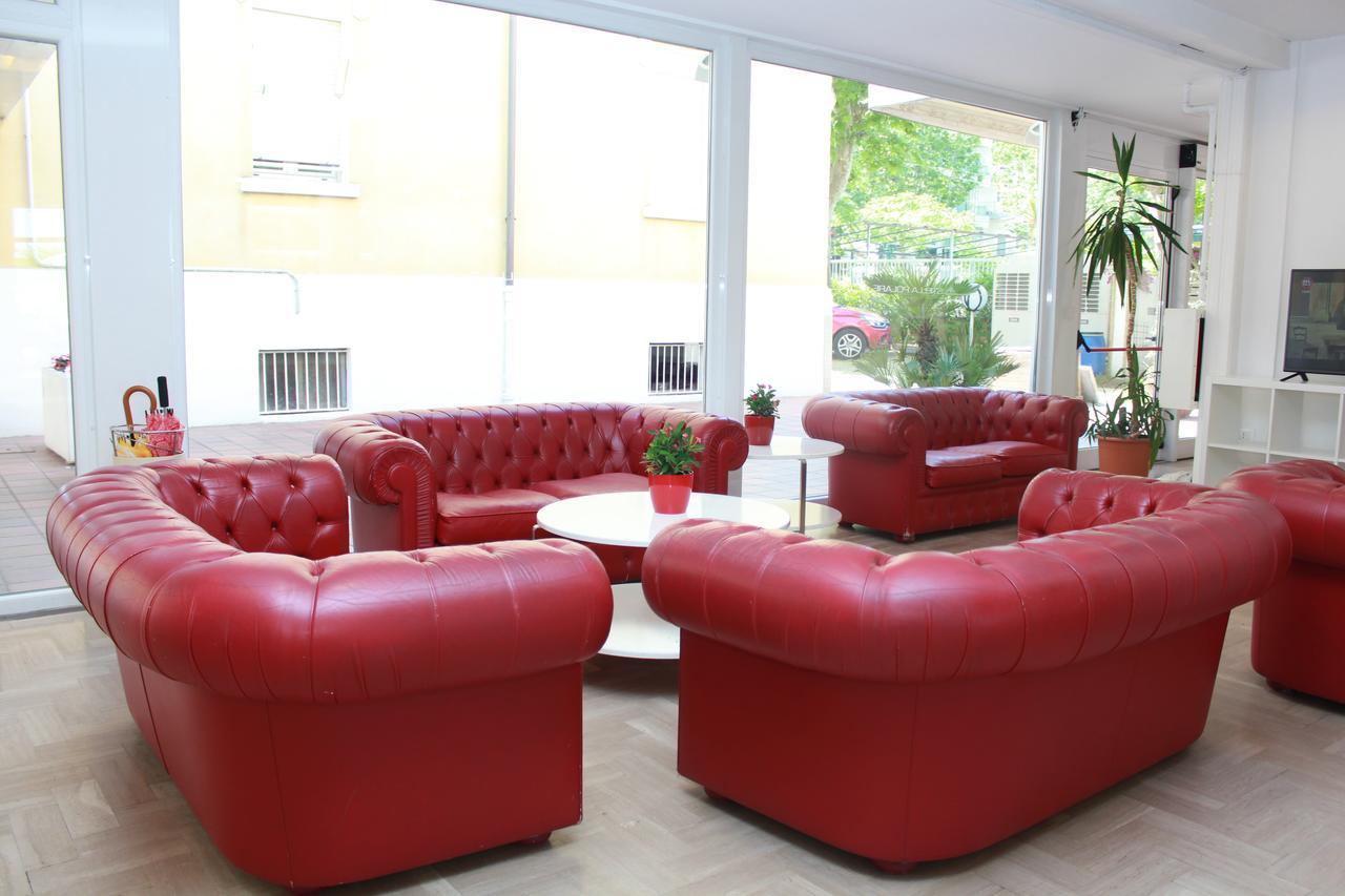 Hotel Stella Polare Римини Екстериор снимка